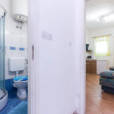 Lucija With Terrace Baška